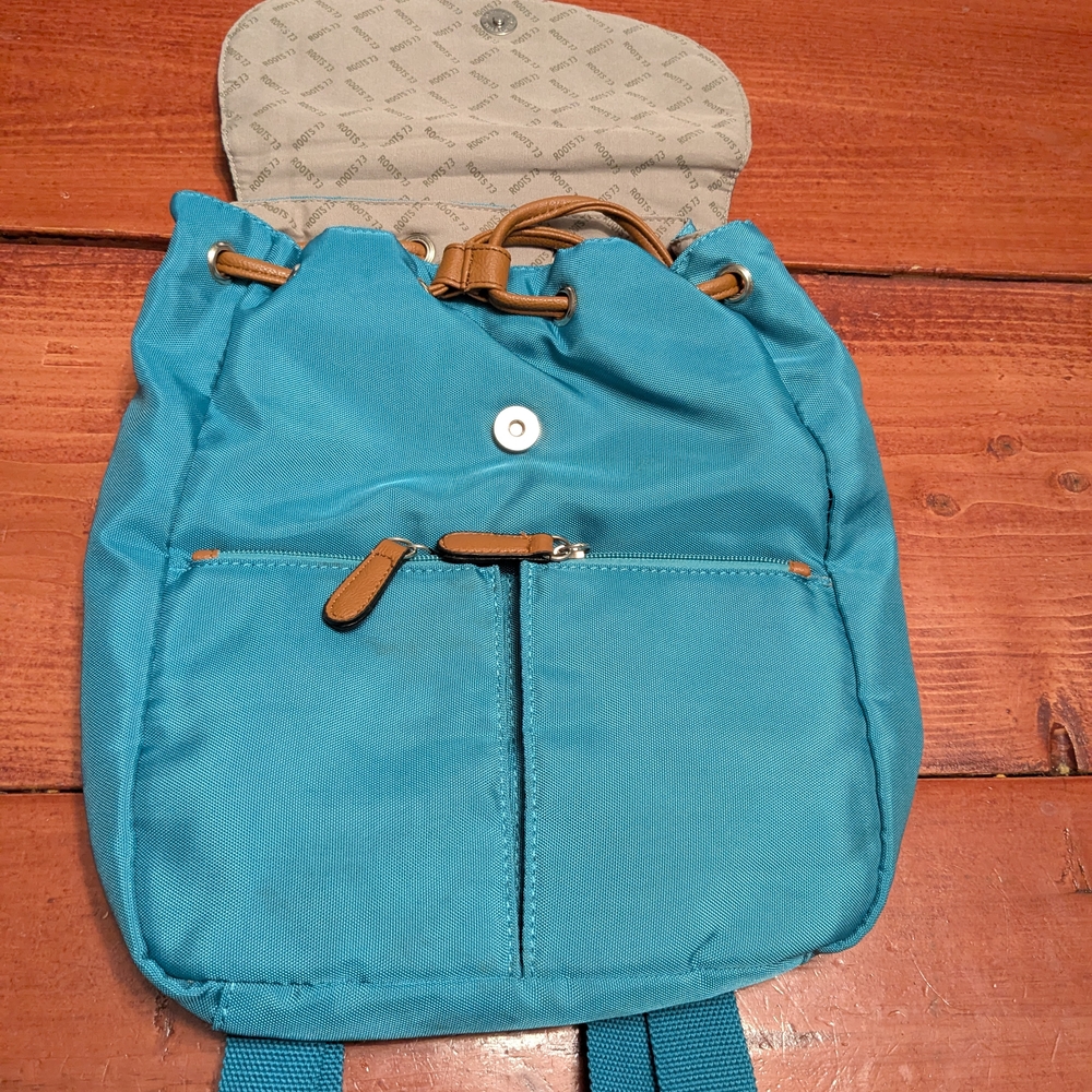Roots Teal and Tan Backpack